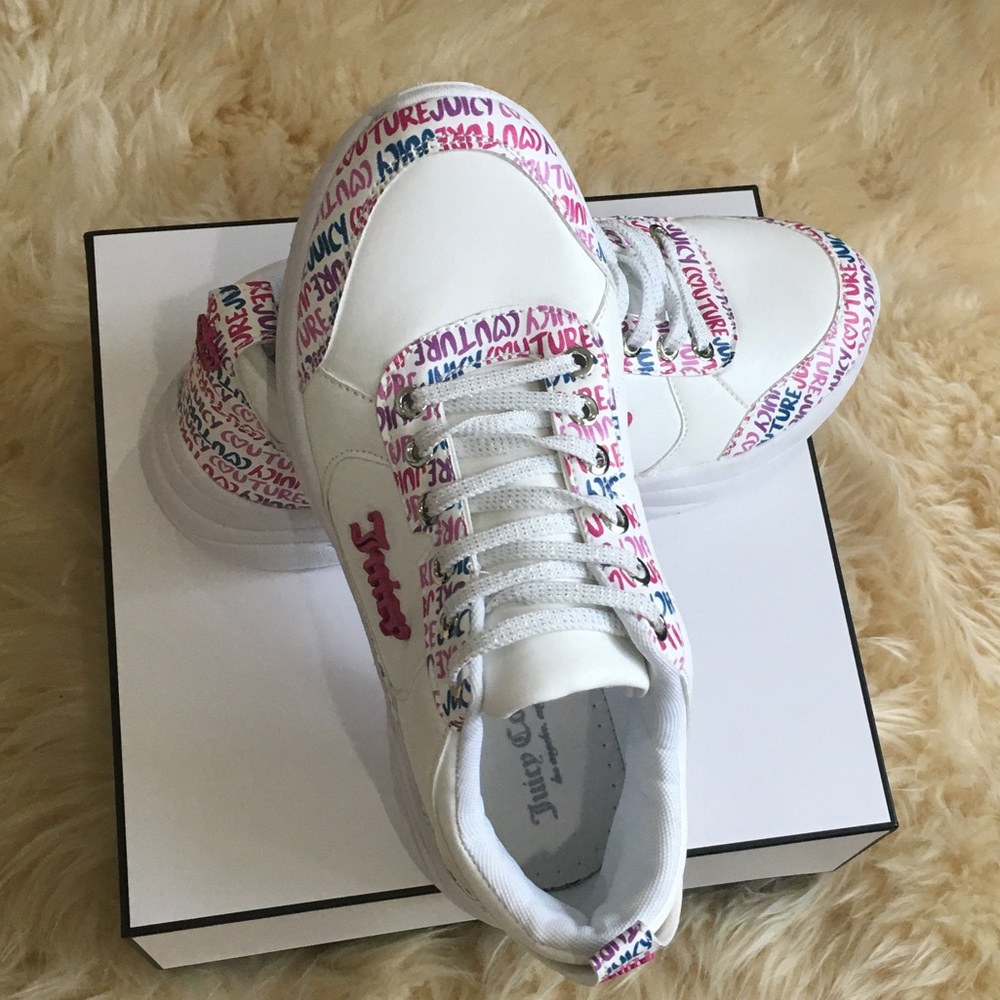 JUICY COUTURE WOMEN’S SNEAKER